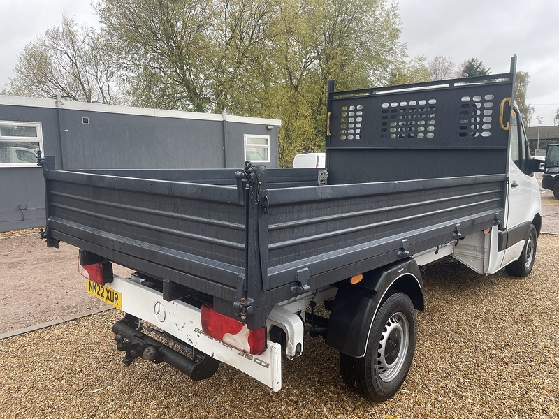 Mercedes-Benz 315 2.0 CDI Progressive MWB TIPPER - WHITE