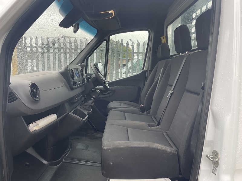 Mercedes-Benz 315 2.0 CDI Progressive MWB TIPPER - WHITE