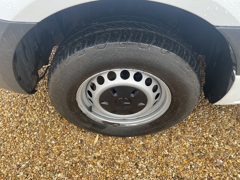 Mercedes-Benz 315 2.0 CDI Progressive MWB TIPPER - WHITE