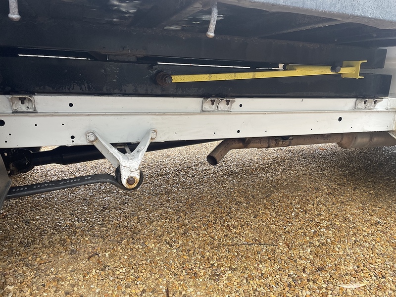 Mercedes-Benz 315 2.0 CDI Progressive MWB TIPPER - WHITE