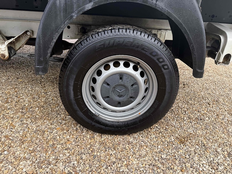 Mercedes-Benz 315 2.0 CDI Progressive MWB TIPPER - WHITE