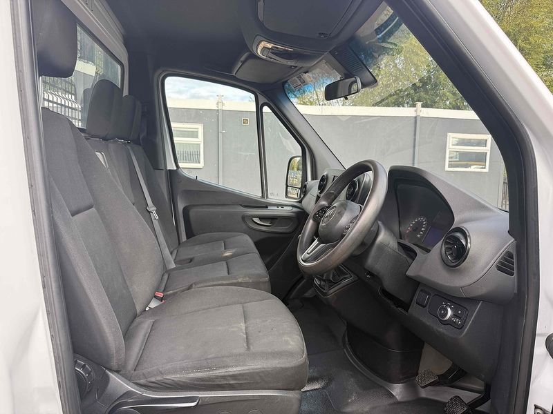 Mercedes-Benz 315 2.0 CDI Progressive MWB TIPPER - WHITE