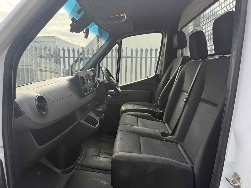 Mercedes-Benz 315 2.0 CDI Progressive MWB TIPPER - WHITE