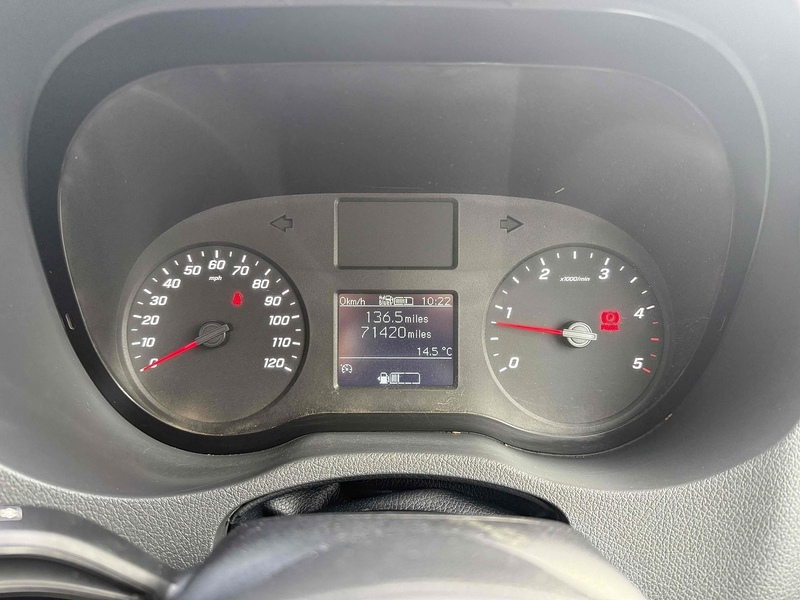 Mercedes-Benz 315 2.0 CDI Progressive MWB TIPPER - WHITE