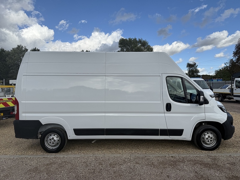 Peugeot BlueHDi 335 2.2 Professional Premium + L3 LWB HIGH ROOF PANEL VAN