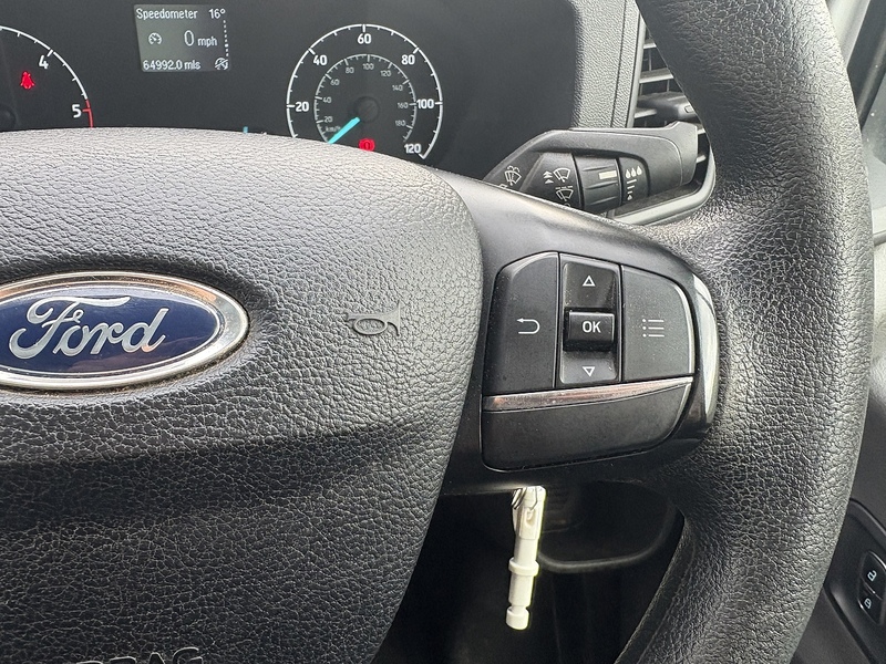 Ford 350 2.0 EcoBlue Leader L4 XLWB DROPSIDE TAIL LIFT - DRW