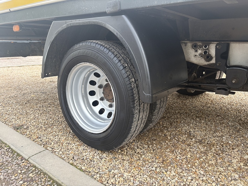 Ford 350 2.0 EcoBlue Leader L4 XLWB DROPSIDE TAIL LIFT - DRW