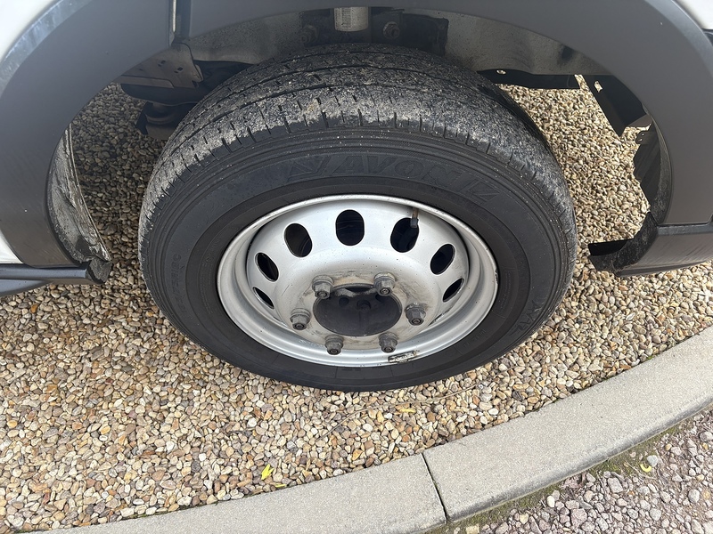 Ford 350 2.0 EcoBlue Leader L4 XLWB DROPSIDE TAIL LIFT - DRW