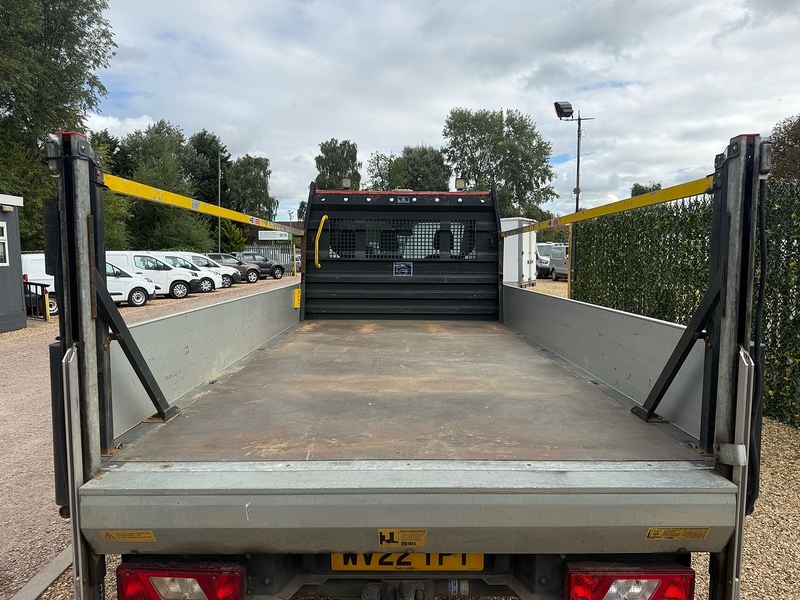 Ford 350 2.0 EcoBlue Leader DRW L4 XLWB DROPSIDE TAIL LIFT - DRW 2.0 2dr Dropside Manual Diesel