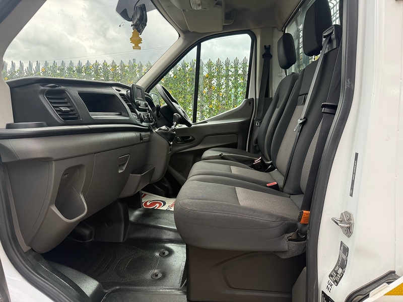 Ford 350 2.0 EcoBlue Leader DRW L4 XLWB DROPSIDE TAIL LIFT - DRW 2.0 2dr Dropside Manual Diesel