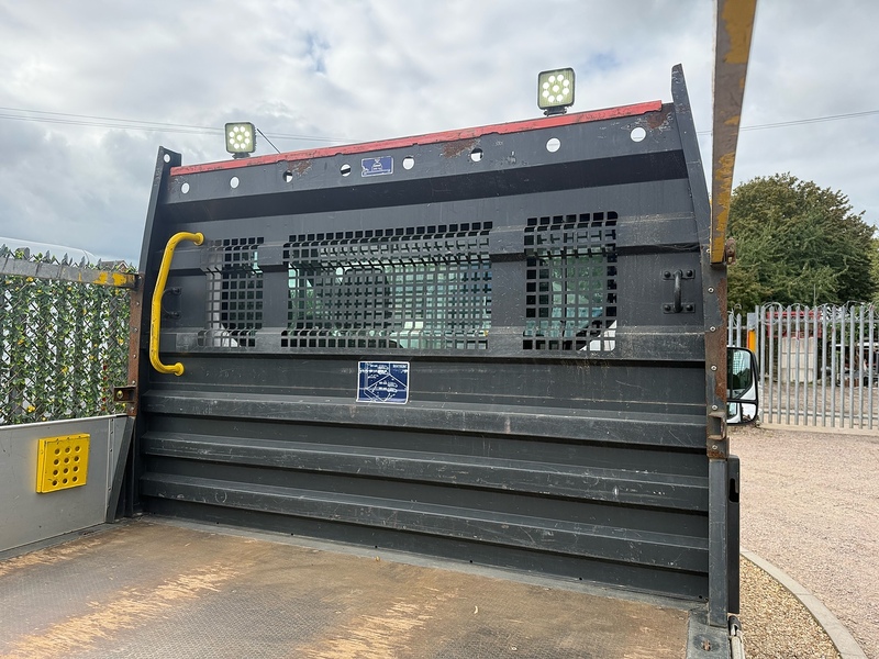 Ford 350 2.0 EcoBlue Leader DRW L4 XLWB DROPSIDE TAIL LIFT - DRW 2.0 2dr Dropside Manual Diesel