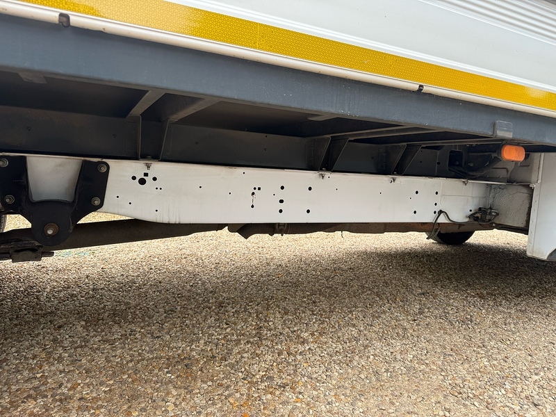 Ford 350 2.0 EcoBlue Leader DRW L4 XLWB DROPSIDE TAIL LIFT - DRW 2.0 2dr Dropside Manual Diesel