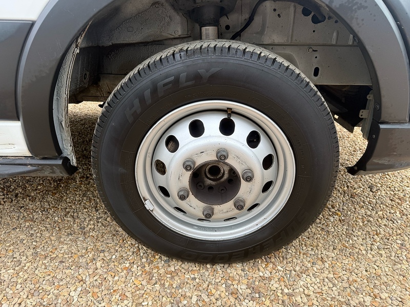 Ford 350 2.0 EcoBlue Leader DRW L4 XLWB DROPSIDE TAIL LIFT - DRW 2.0 2dr Dropside Manual Diesel