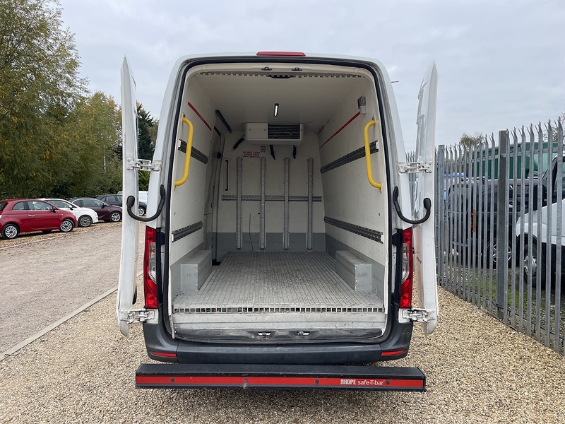 Mercedes-Benz 314 2.1 CDI L2 H3 MWB FRIDGE PANEL VAN - WHITE