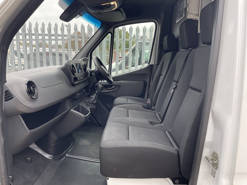 Mercedes-Benz 314 2.1 CDI L2 H3 MWB FRIDGE PANEL VAN - WHITE