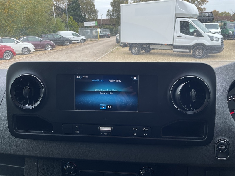 Mercedes-Benz 314 2.1 CDI L2 H3 MWB FRIDGE PANEL VAN - WHITE