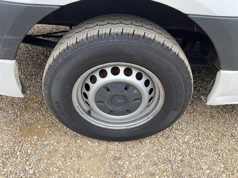 Mercedes-Benz 314 2.1 CDI L2 H3 MWB FRIDGE PANEL VAN - WHITE