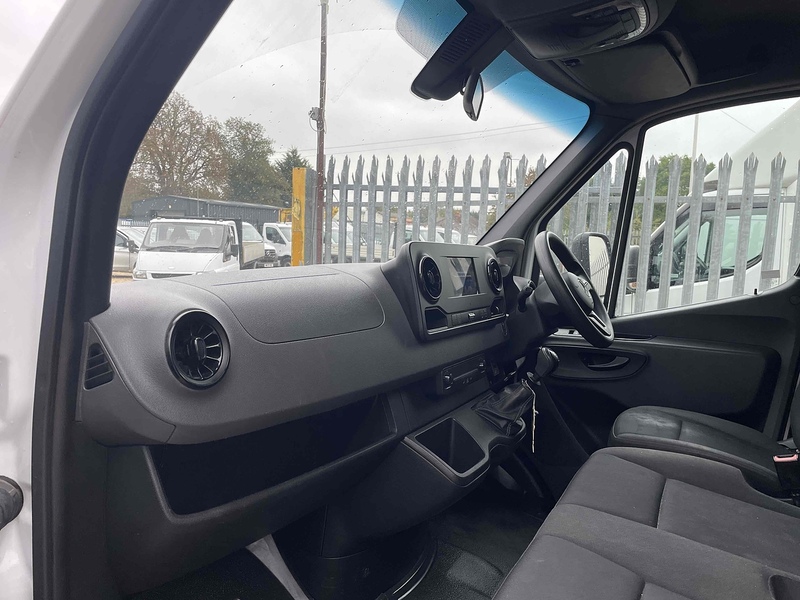 Mercedes-Benz 314 2.1 CDI LWB LUTON VAN - TAIL LIFT