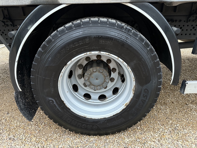 Mercedes-Benz 1824L 7.7  Automatic Diesel