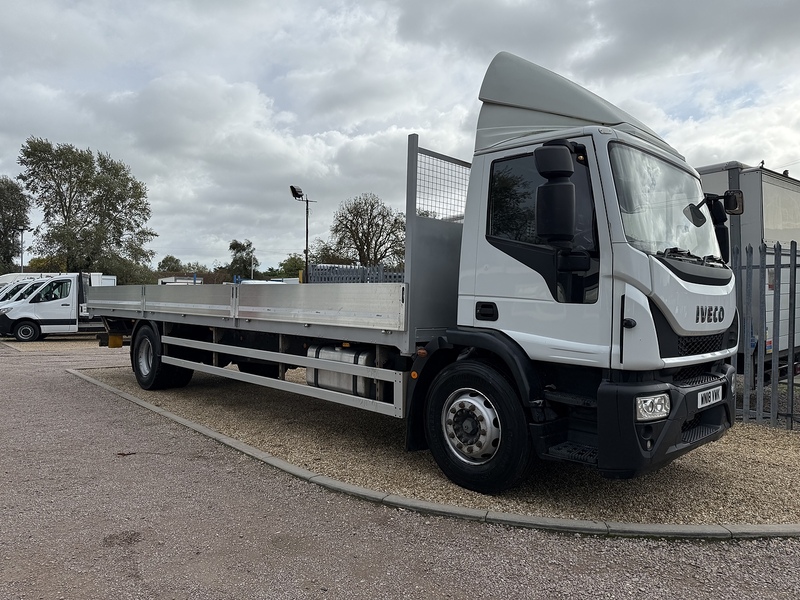 Iveco 180E25s 6.7 Dropside Automatic Diesel