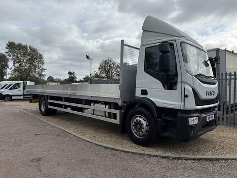 180E25s 6.7 Dropside Automatic Diesel