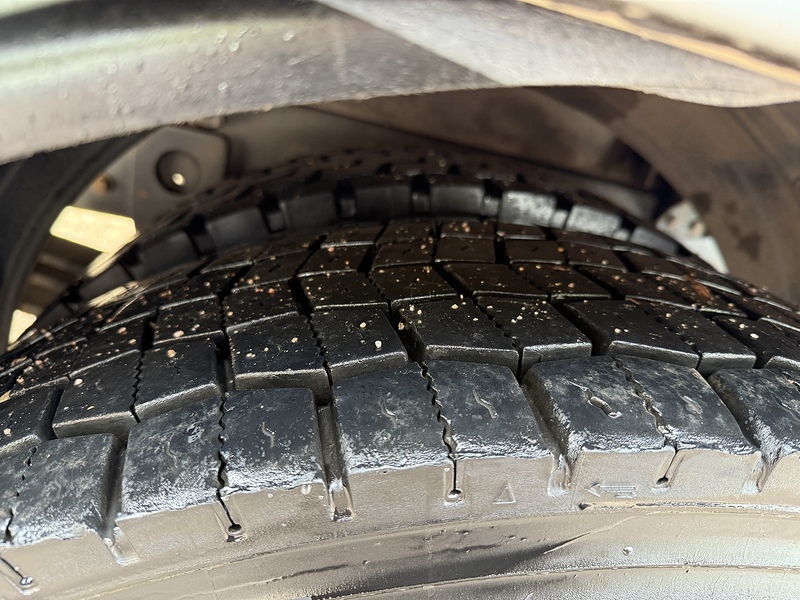 Iveco 180E25s 6.7 Dropside Automatic Diesel