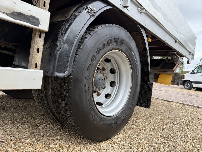 Iveco 180E25s 6.7 Dropside Automatic Diesel