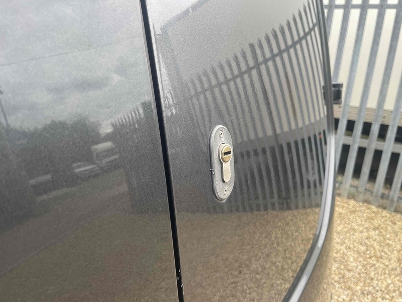 Ford 200 1.5 EcoBlue Limited L1 H1 SWB PANEL VAN - GREY
