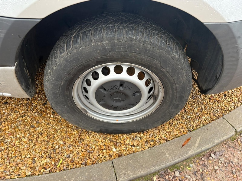 Mercedes-Benz 314 2.1 CDI Progressive L3 LWB LUTON VAN TAIL LIFT - SILVER