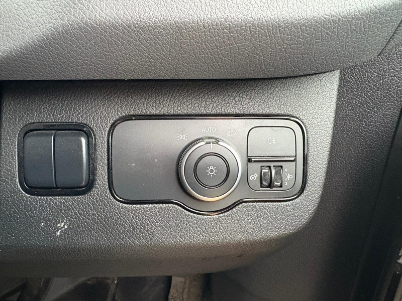 Mercedes-Benz 314 2.1 CDI Progressive L3 LWB LUTON VAN TAIL LIFT - SILVER