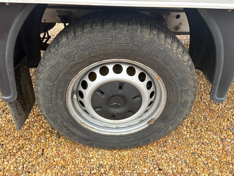 Mercedes-Benz 314 2.1 CDI Progressive L3 LWB LUTON VAN TAIL LIFT - SILVER