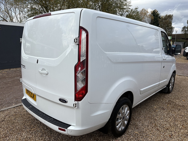 Ford 300 2.0 EcoBlue Limited L1 H1 SWB PANEL VAN - WHITE 2.0 5dr Panel Van Manual Diesel