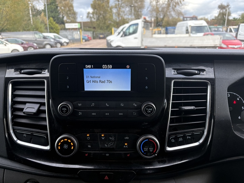 Ford 300 2.0 EcoBlue Limited L1 H1 SWB PANEL VAN - WHITE 2.0 5dr Panel Van Manual Diesel