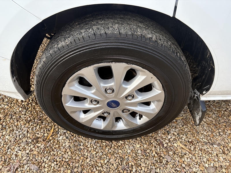 Ford 300 2.0 EcoBlue Limited L1 H1 SWB PANEL VAN - WHITE 2.0 5dr Panel Van Manual Diesel