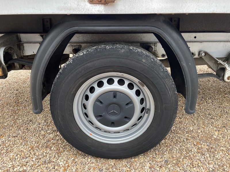 Mercedes-Benz 315 2.0 CDI Progressive LWB DROPSIDE TAIL LIFT 2.0 2dr Dropside Manual Diesel