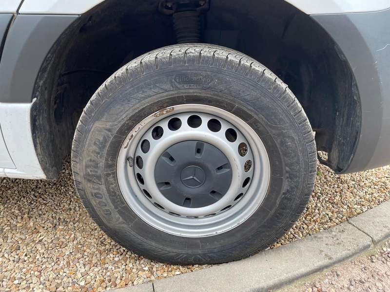 Mercedes-Benz 315 2.0 CDI Progressive LWB DROPSIDE TAIL LIFT 2.0 2dr Dropside Manual Diesel