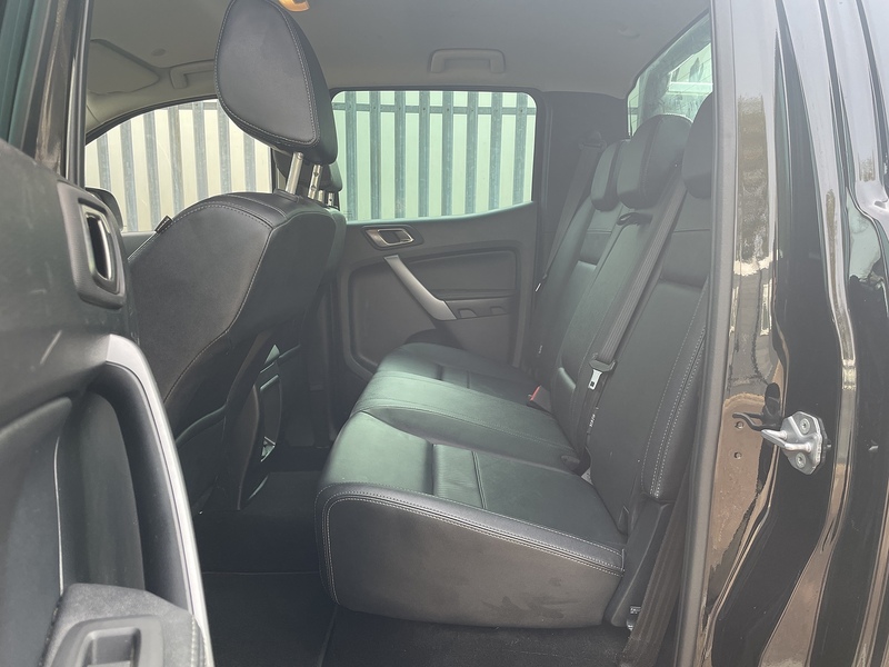 Ford EcoBlue Limited 2.0 4x4 PICK UP TRUCK WITH CANOPY - AUTOMATIC