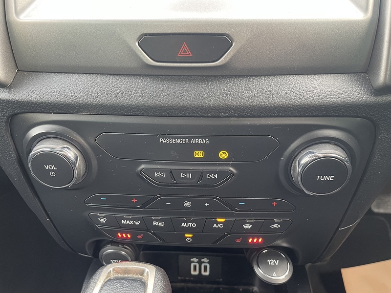 Ford EcoBlue Limited 2.0 4x4 PICK UP TRUCK WITH CANOPY - AUTOMATIC