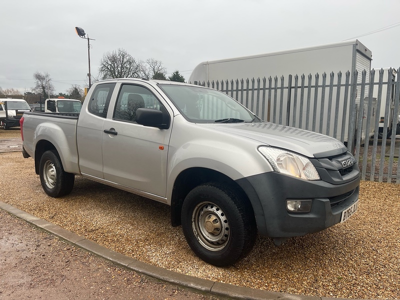 Isuzu TD 2.5 4X4 PICKUP TRUCK - SILVER