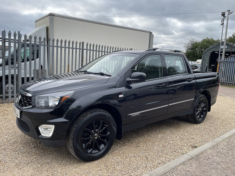 SsangYong 2.2D EX Pickup Double Cab 4dr Diesel Auto 4WD Euro 6 (178 ps)