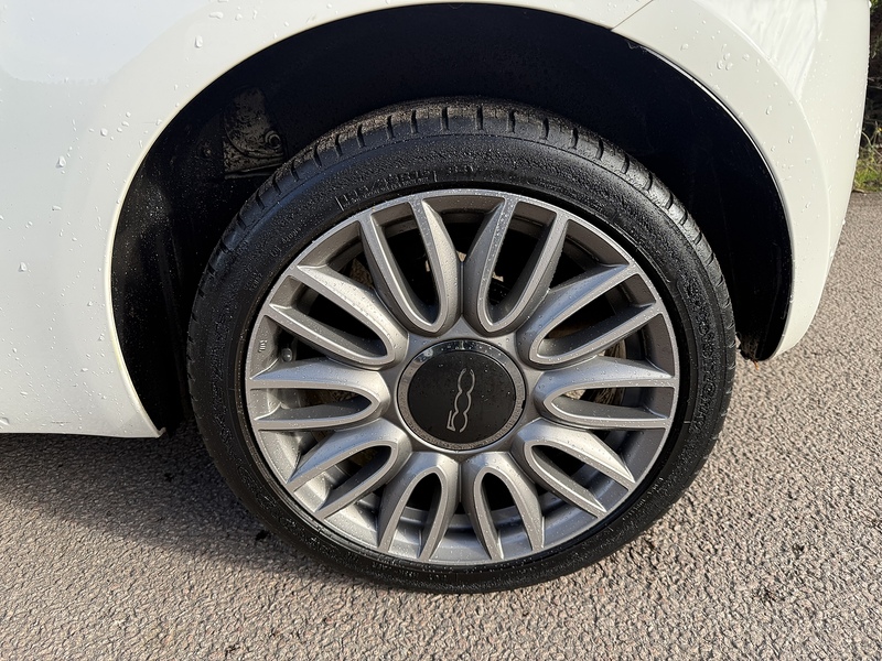 Fiat 1.2 Lounge Hatchback 3dr Petrol Manual Euro 6 (s/s) (69 bhp)