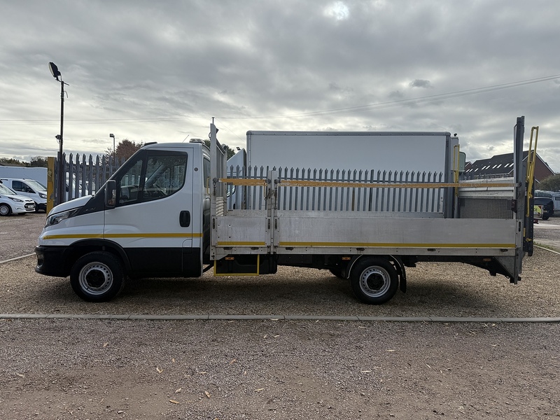 Iveco D HPI 14V 35S 3450 2.3 14FT DROPSIDE TAIL LIFT - WHITE