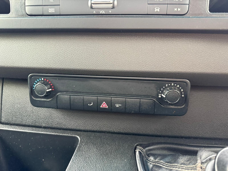 Mercedes-Benz 315 2.0 CDI Progressive L3 LWB DROPSIDE TAIL LIFT - WHITE