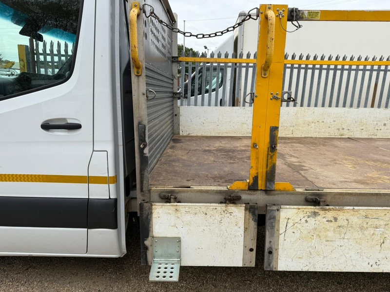 Mercedes-Benz 315 2.0 CDI Progressive L3 LWB DROPSIDE TAIL LIFT - WHITE