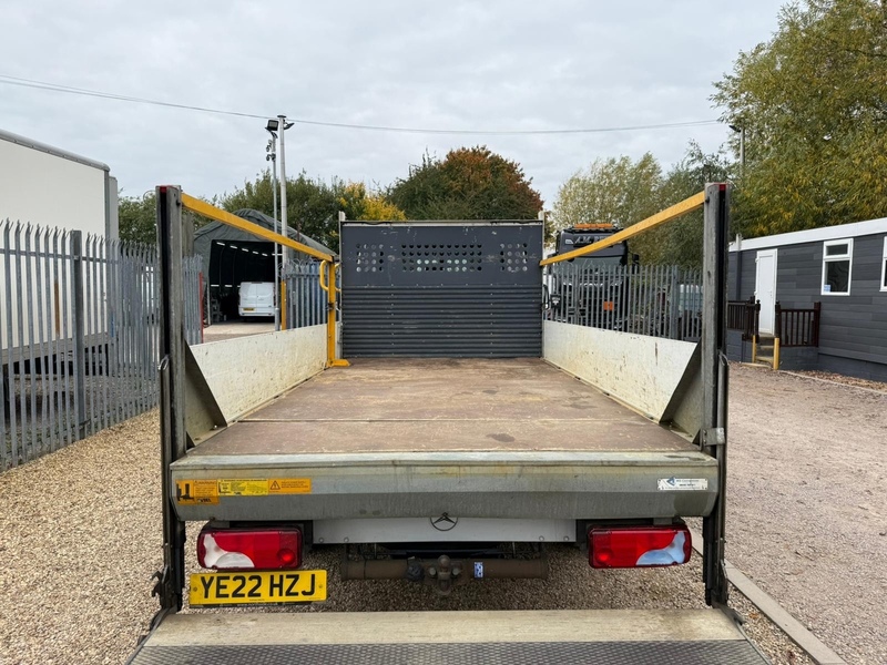 Mercedes-Benz 315 2.0 CDI Progressive L3 LWB DROPSIDE TAIL LIFT - WHITE