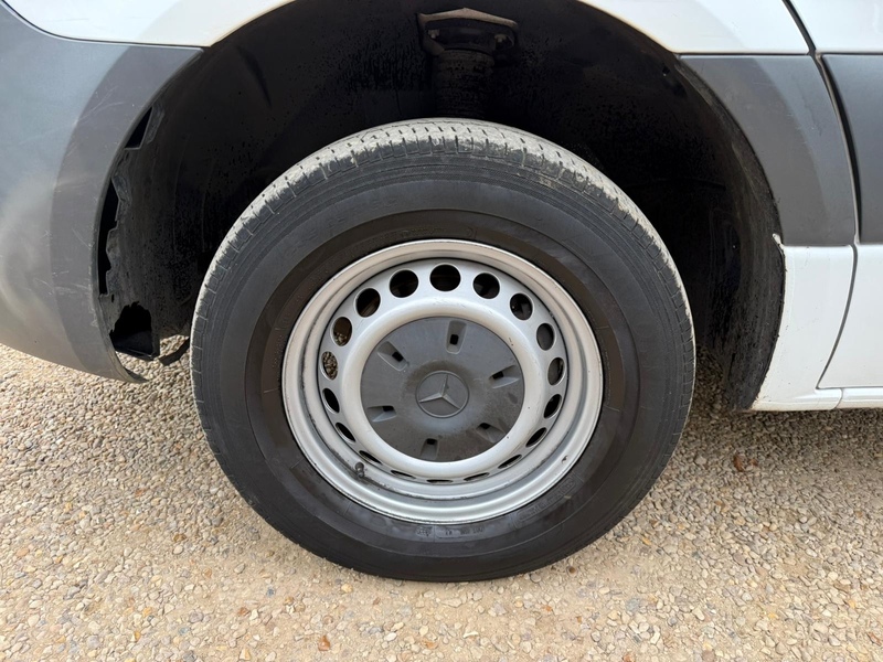 Mercedes-Benz 315 2.0 CDI Progressive L3 LWB DROPSIDE TAIL LIFT - WHITE