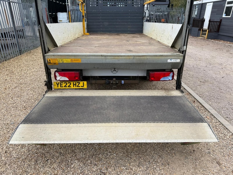 Mercedes-Benz 315 2.0 CDI Progressive L3 LWB DROPSIDE TAIL LIFT - WHITE