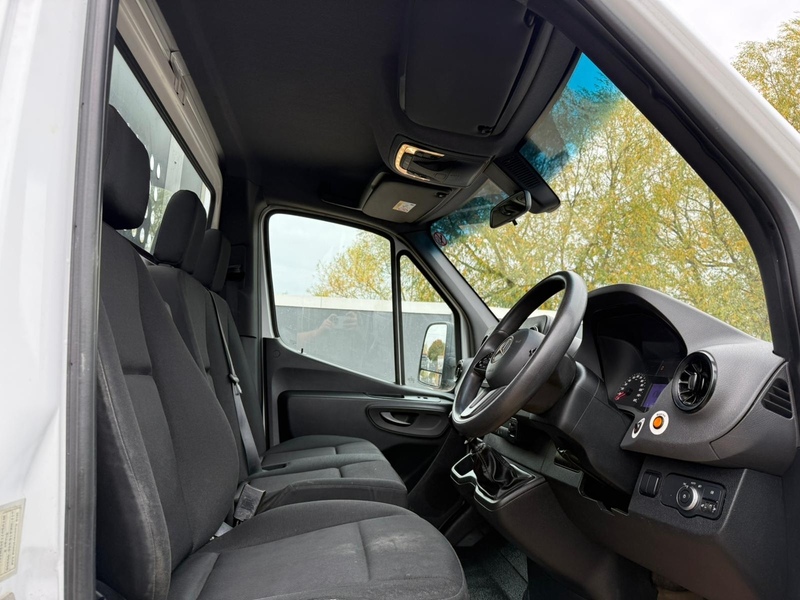 Mercedes-Benz 315 2.0 CDI Progressive L3 LWB DROPSIDE TAIL LIFT - WHITE