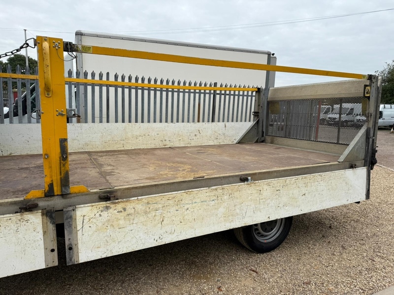 Mercedes-Benz 315 2.0 CDI Progressive L3 LWB DROPSIDE TAIL LIFT - WHITE