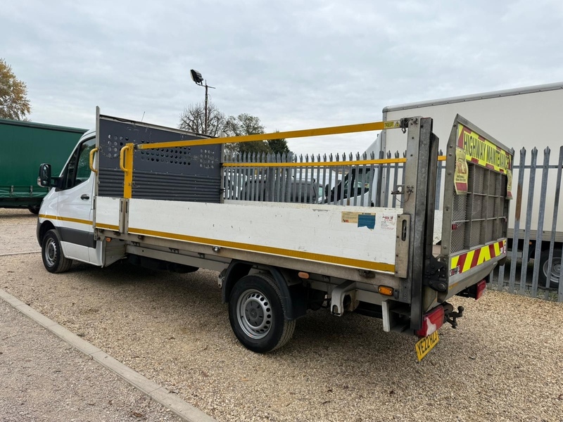 Mercedes-Benz 315 2.0 CDI Progressive L3 LWB DROPSIDE TAIL LIFT - WHITE